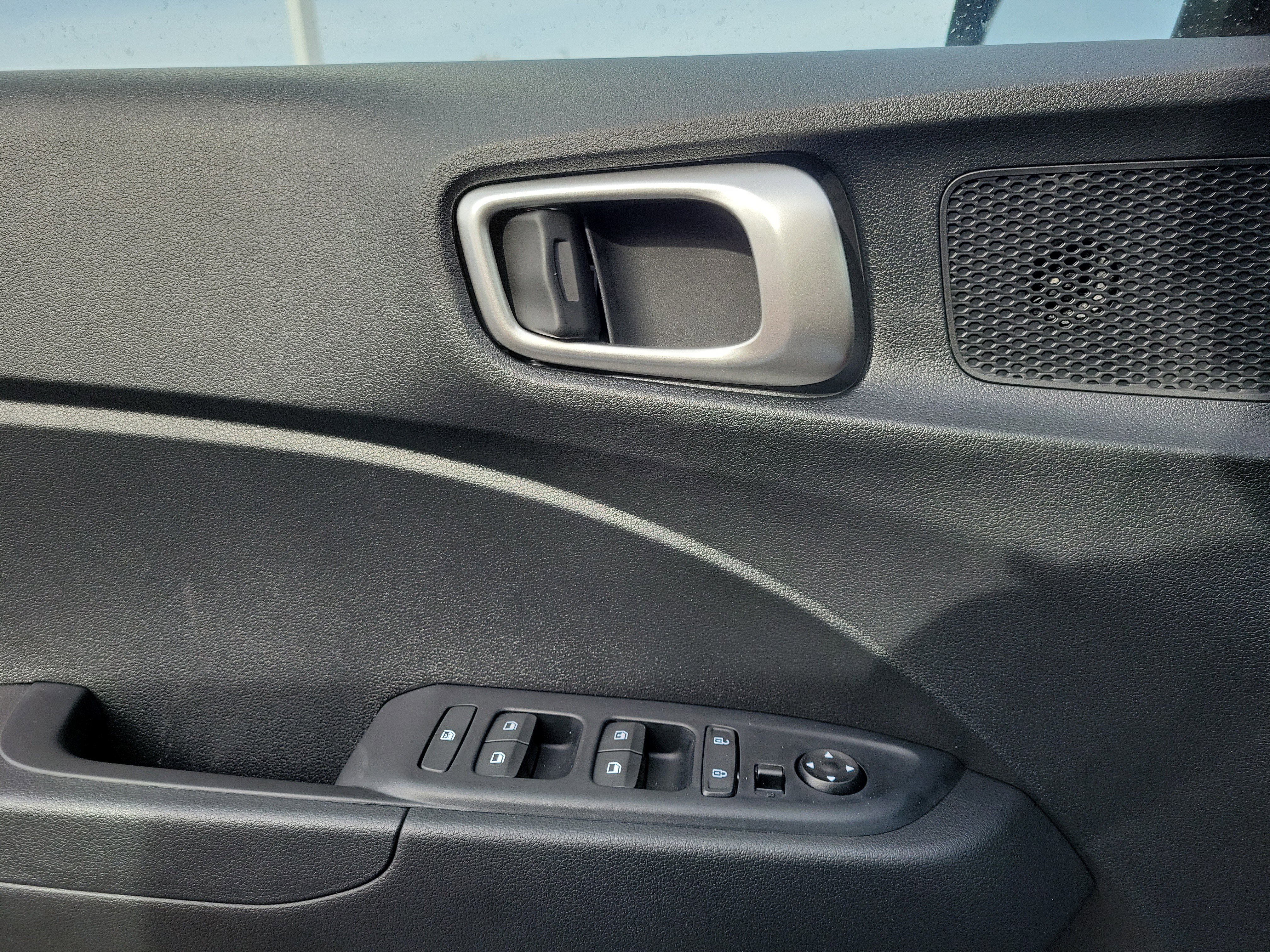 New 2026 Hyundai Venue SE image 13