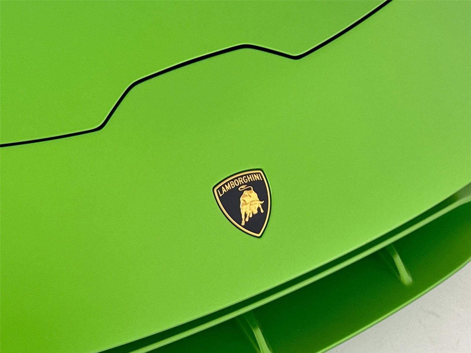 Used 2024 Lamborghini Huracan Sterrato AWD/4WD image 29