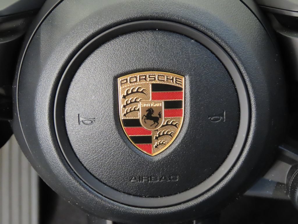 Certified 2024 Porsche Cayenne AWD/4WD image 20