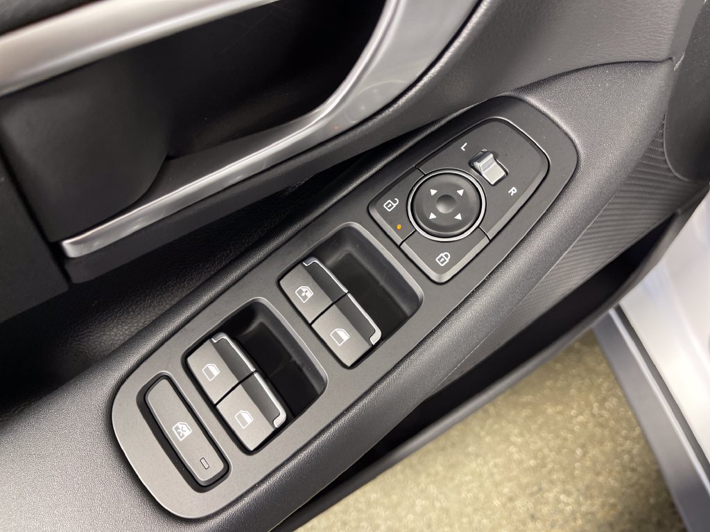 New 2026 Hyundai Sonata SE FWD image 18