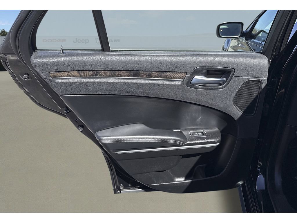 Used 2022 Chrysler 300 Touring L w/ Popular Equipment Group image 21