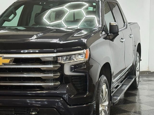 Used 2024 Chevrolet Silverado 1500 High Country w/ High Country Premium Package image 7