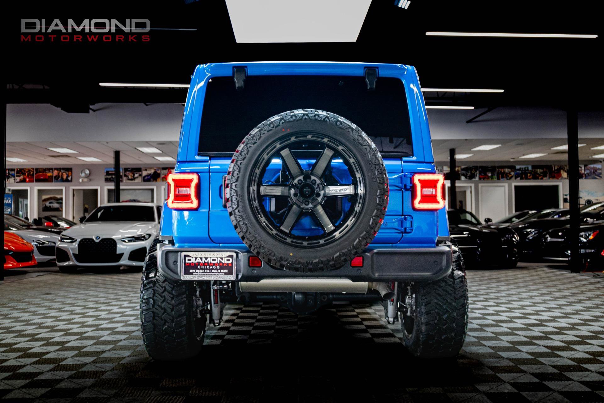 Used 2024 Jeep Wrangler Unlimited Sahara w/ Technology Group image 19