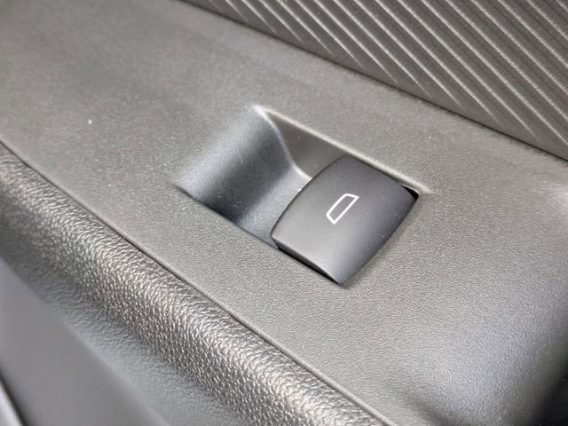 New 2027 Chevrolet Bolt LT w/ Comfort Package FWD image 30