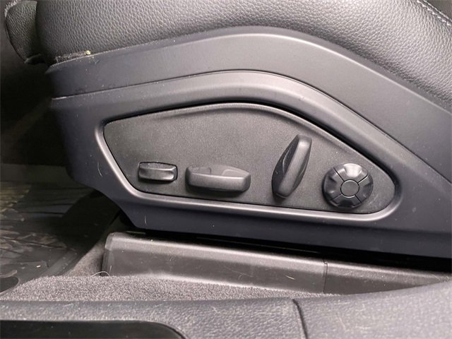 Used 2023 Porsche Panamera 4 Platinum Edition image 17