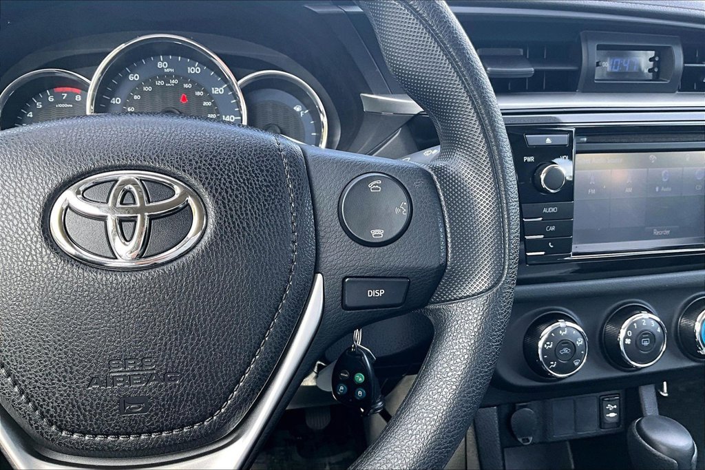 Used 2016 Toyota Corolla L FWD image 25