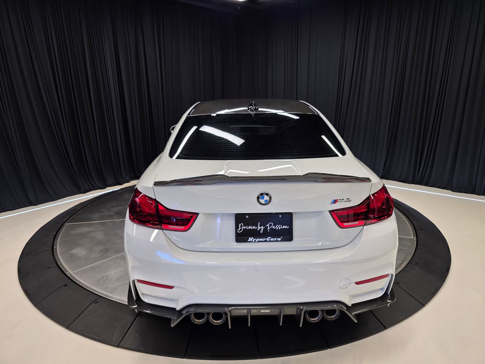 Used 2020 BMW M4 Coupe RWD image 14