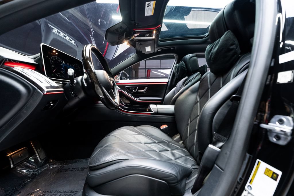 Used 2021 Mercedes-Benz Maybach S 580 4MATIC image 30