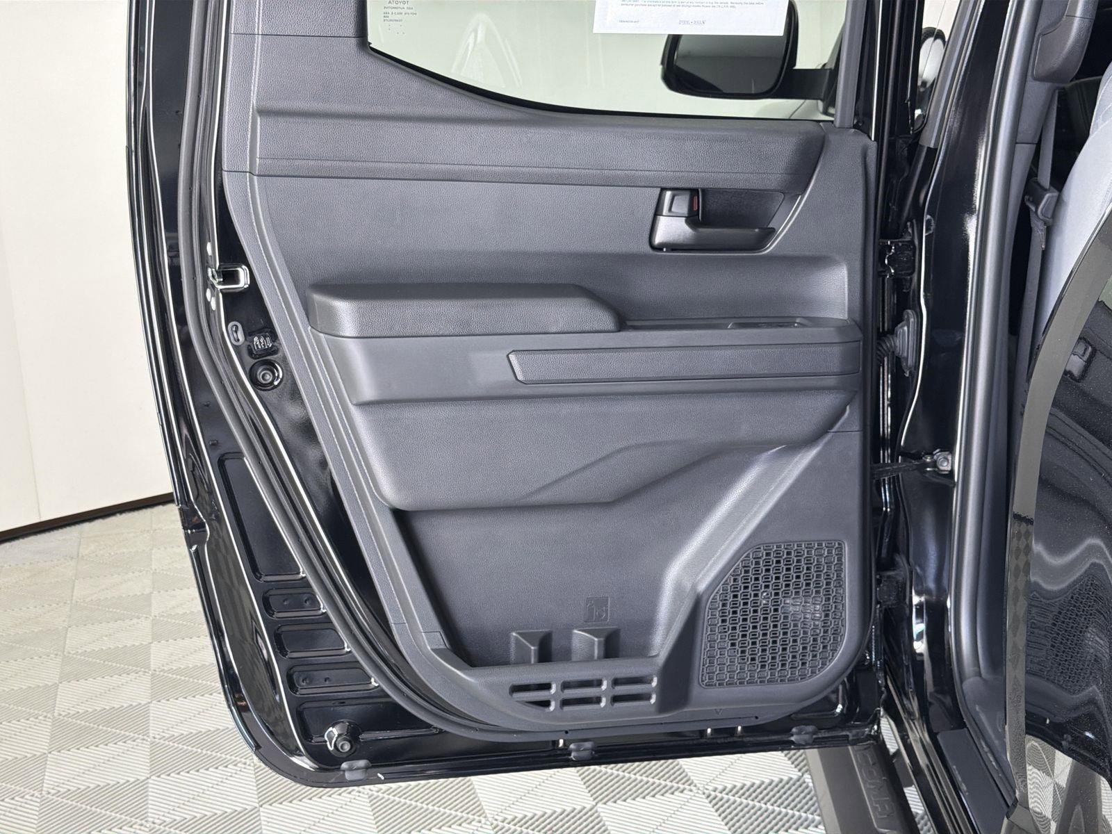 Used 2025 Toyota Tacoma SR5 image 26