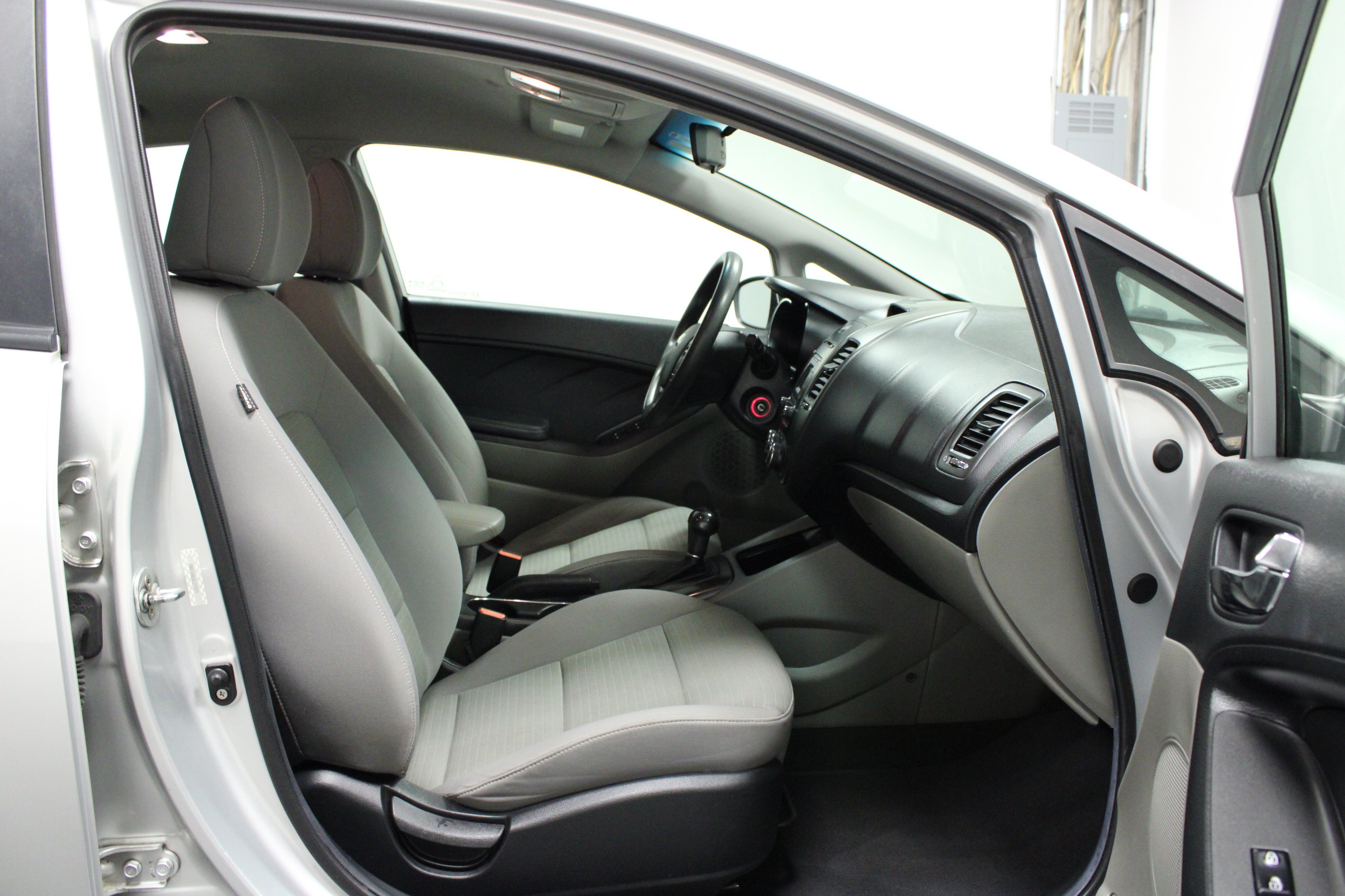 Used 2014 Kia Forte LX w/ Popular Package FWD image 15