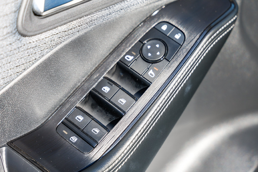 Used 2023 Nissan Rogue SV FWD image 39