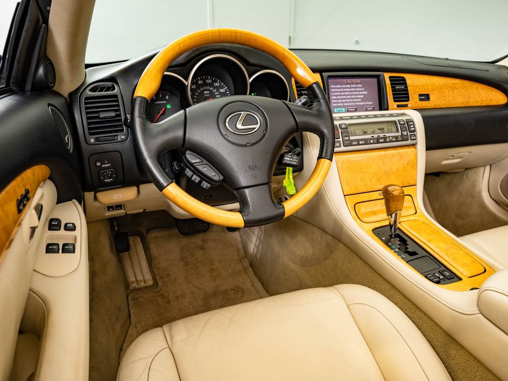 Used 2004 Lexus SC 430 Convertible RWD image 35