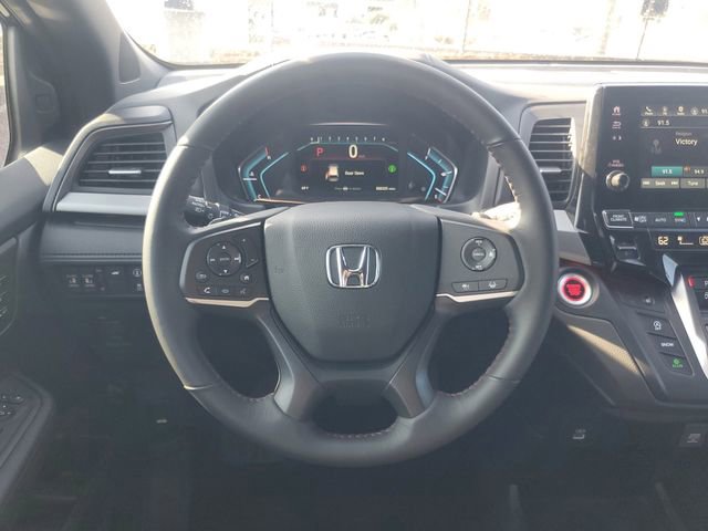 Used 2024 Honda Odyssey Sport image 16