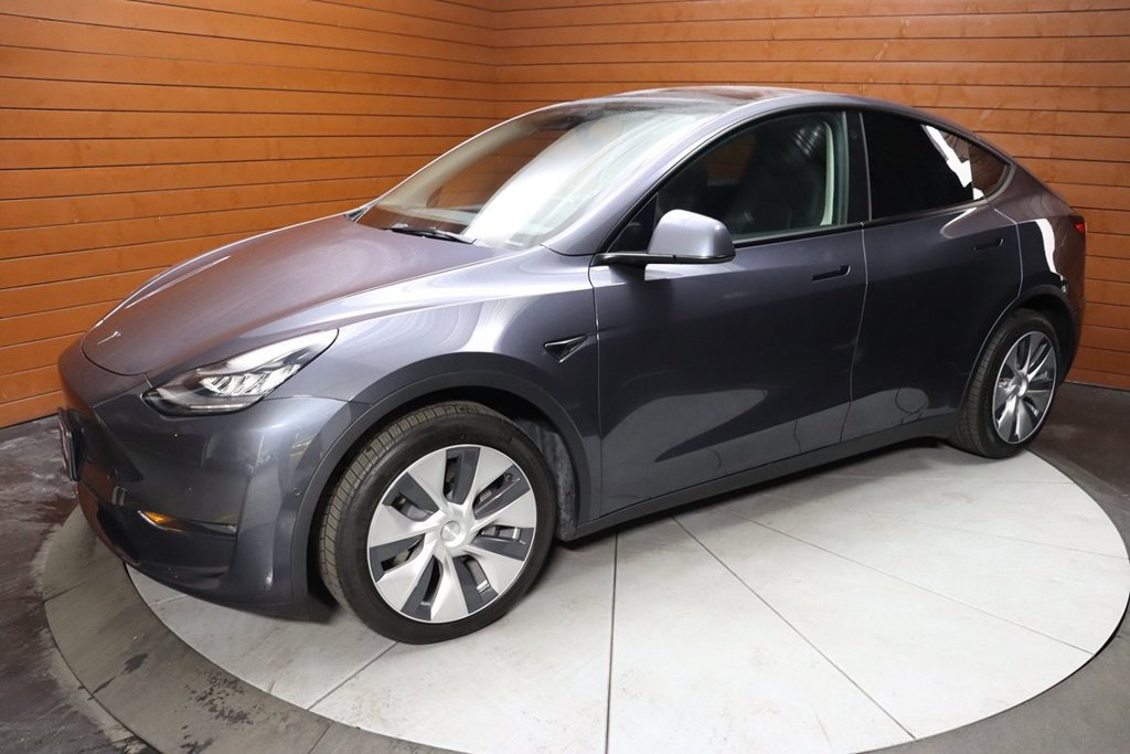Used 2023 Tesla Model Y Long Range AWD/4WD image 6