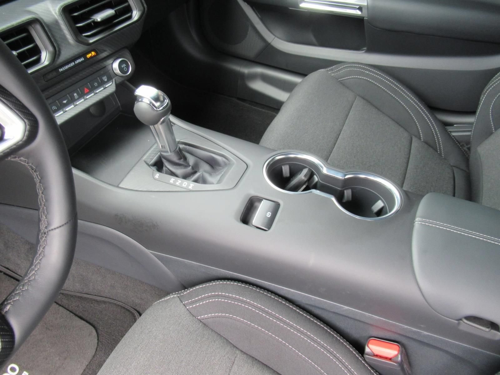 Used 2025 Ford Mustang GT RWD image 17