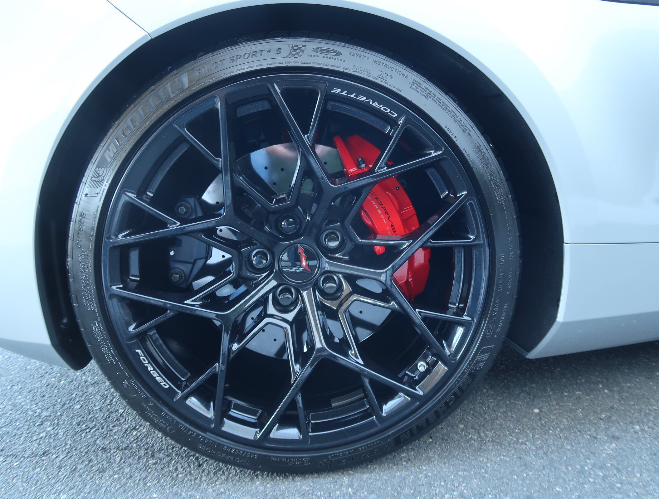 Used 2026 Chevrolet Corvette ZR1 w/ ZR1 Carbon Fiber Aero Package RWD image 45