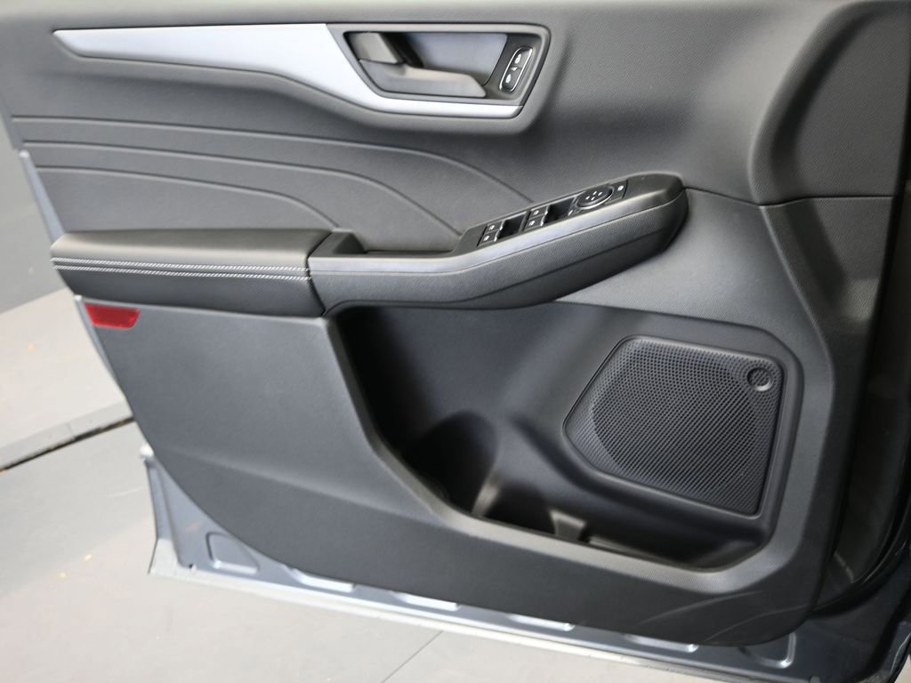 New 2026 Ford Escape Active w/ Cold Weather Package image 26