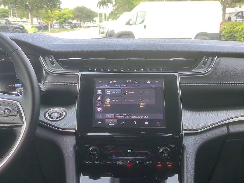 Certified 2023 Jeep Grand Cherokee L Laredo image 19
