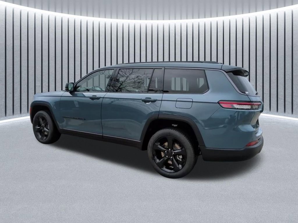 New 2026 Jeep Grand Cherokee L Limited w/ Limited Altitude Package AWD/4WD image 13