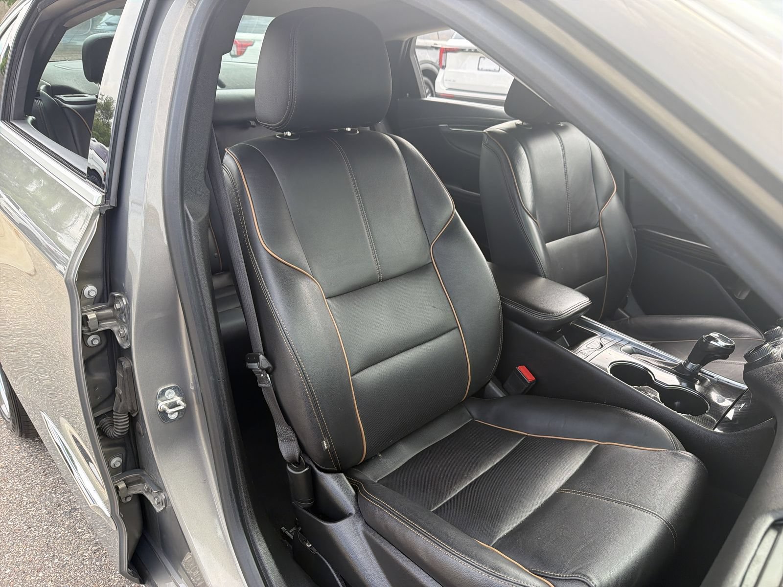 Used 2019 Chevrolet Impala Premier FWD image 23