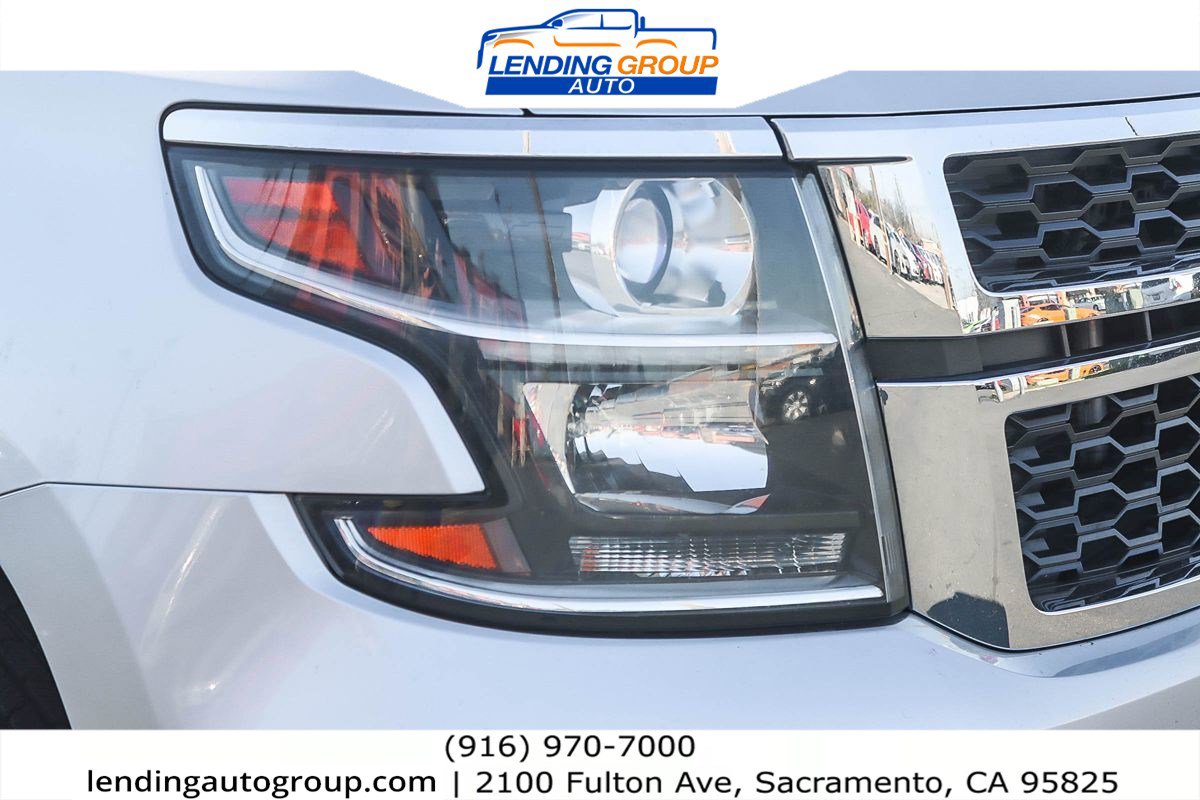 Used 2016 Chevrolet Suburban LT image 7