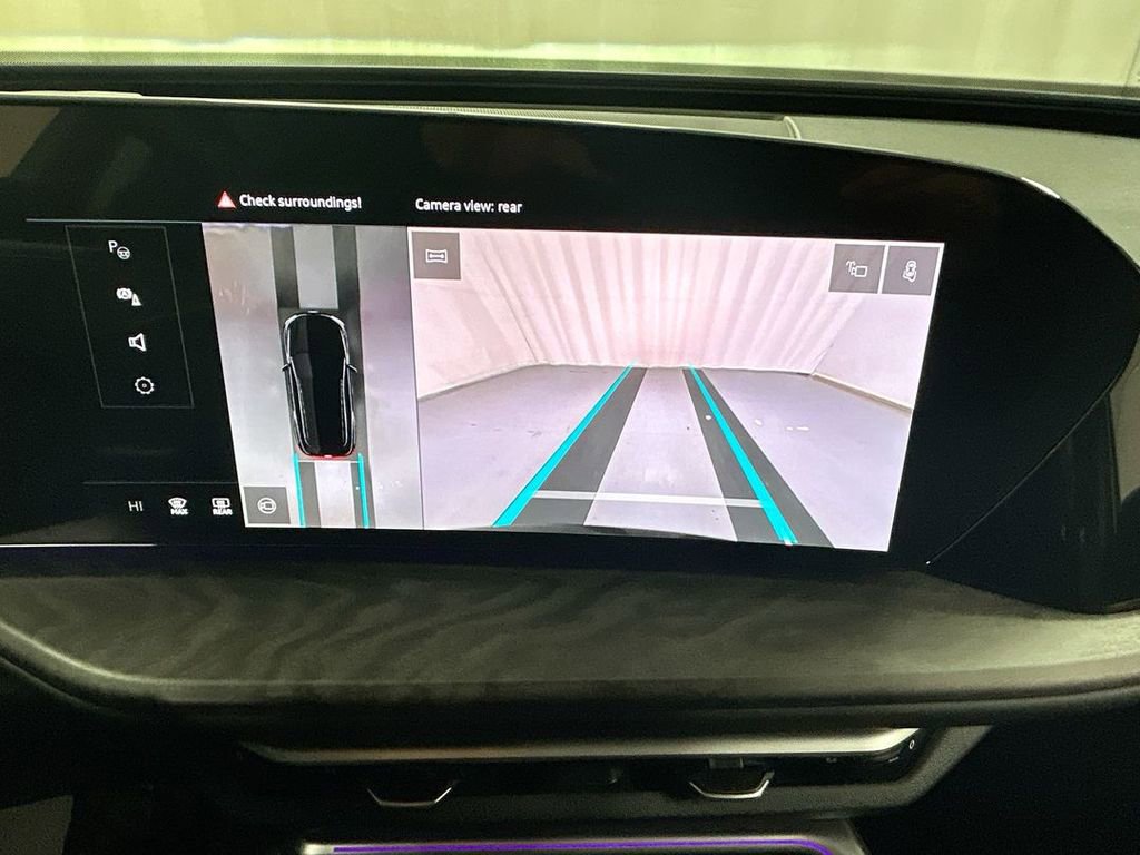 Used 2025 Audi Q5 Premium Plus w/ Premium Plus image 15