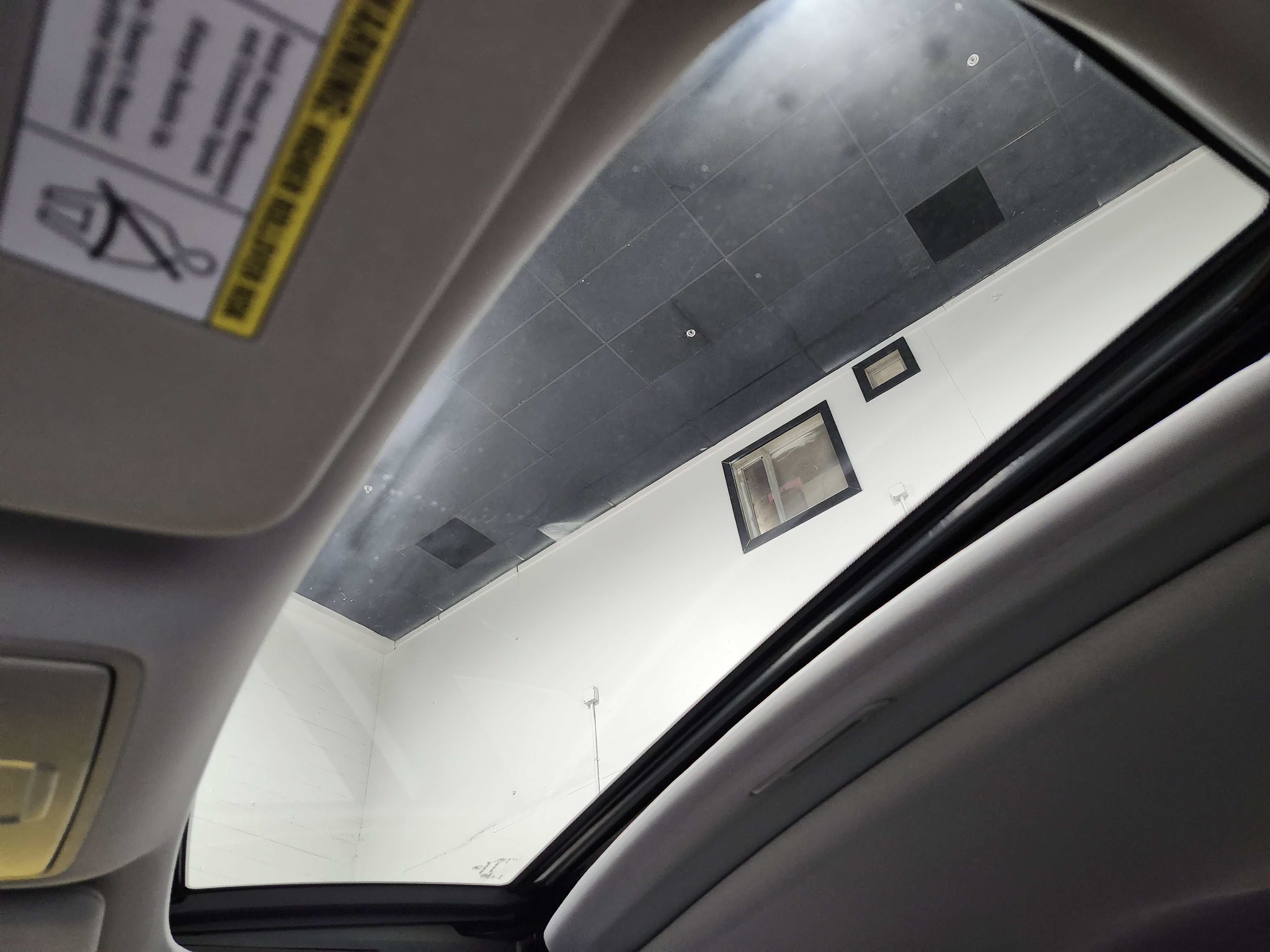 Used 2018 Acura RDX AWD image 2