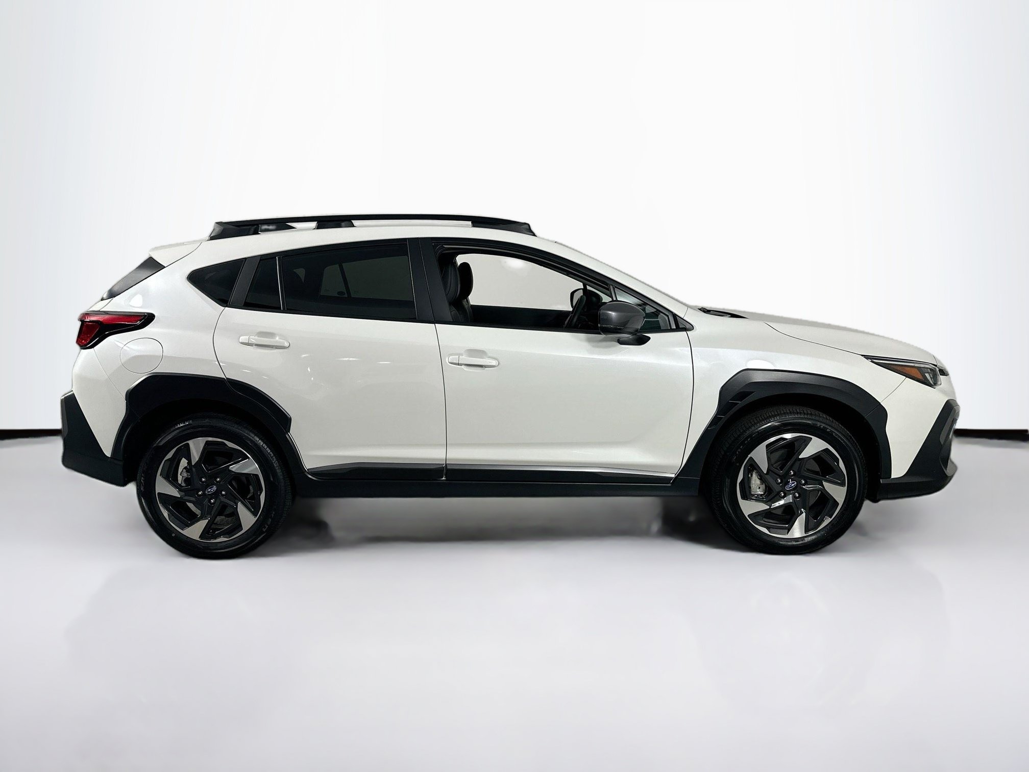 Used 2024 Subaru Crosstrek 2.5i Limited AWD/4WD image 4