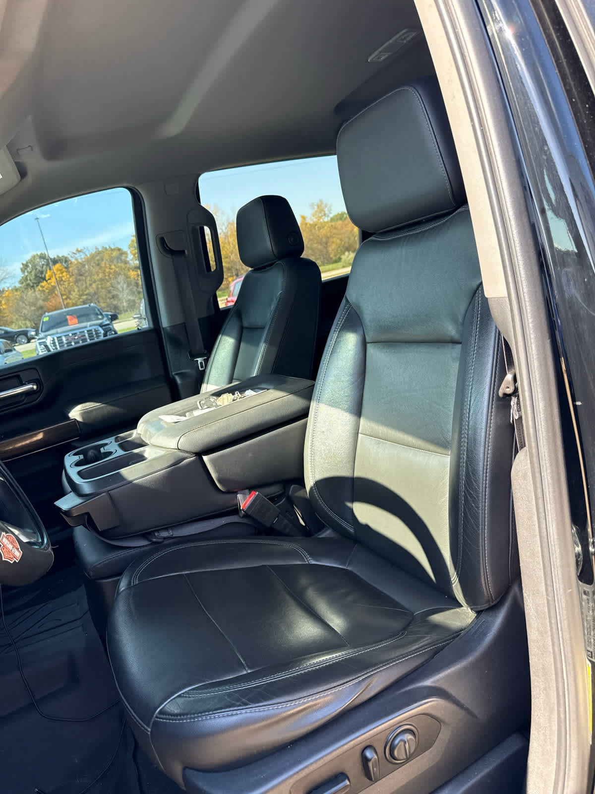 Used 2020 Chevrolet Silverado 2500 LT w/ All Star Edition AWD/4WD image 11