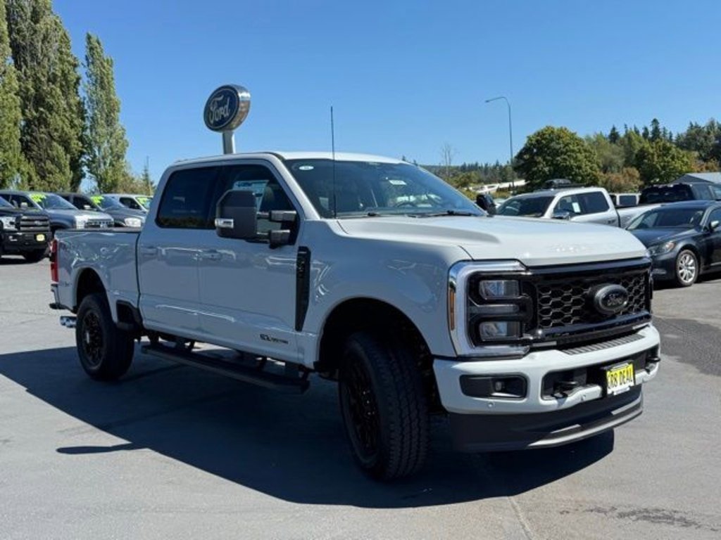 New 2025 Ford F350 Lariat w/ Lariat Ultimate Package image 3