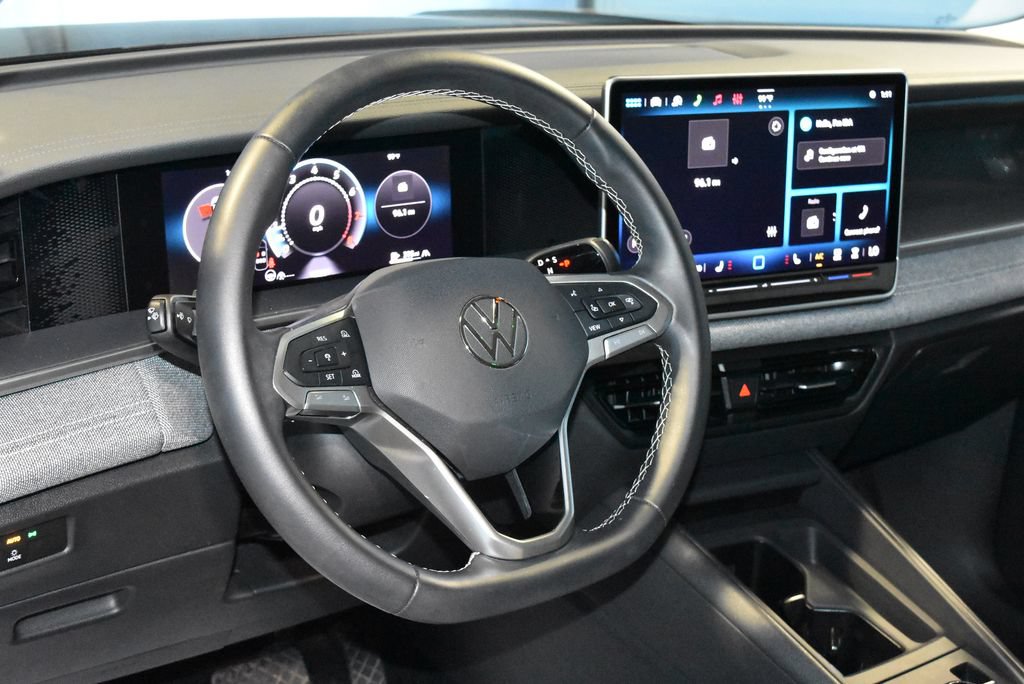 Certified 2026 Volkswagen Tiguan S AWD/4WD image 2