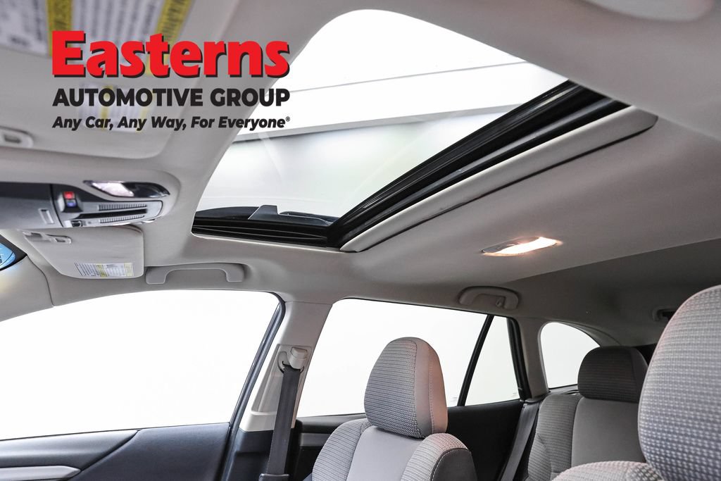 Used 2022 Subaru Outback Premium AWD/4WD image 36