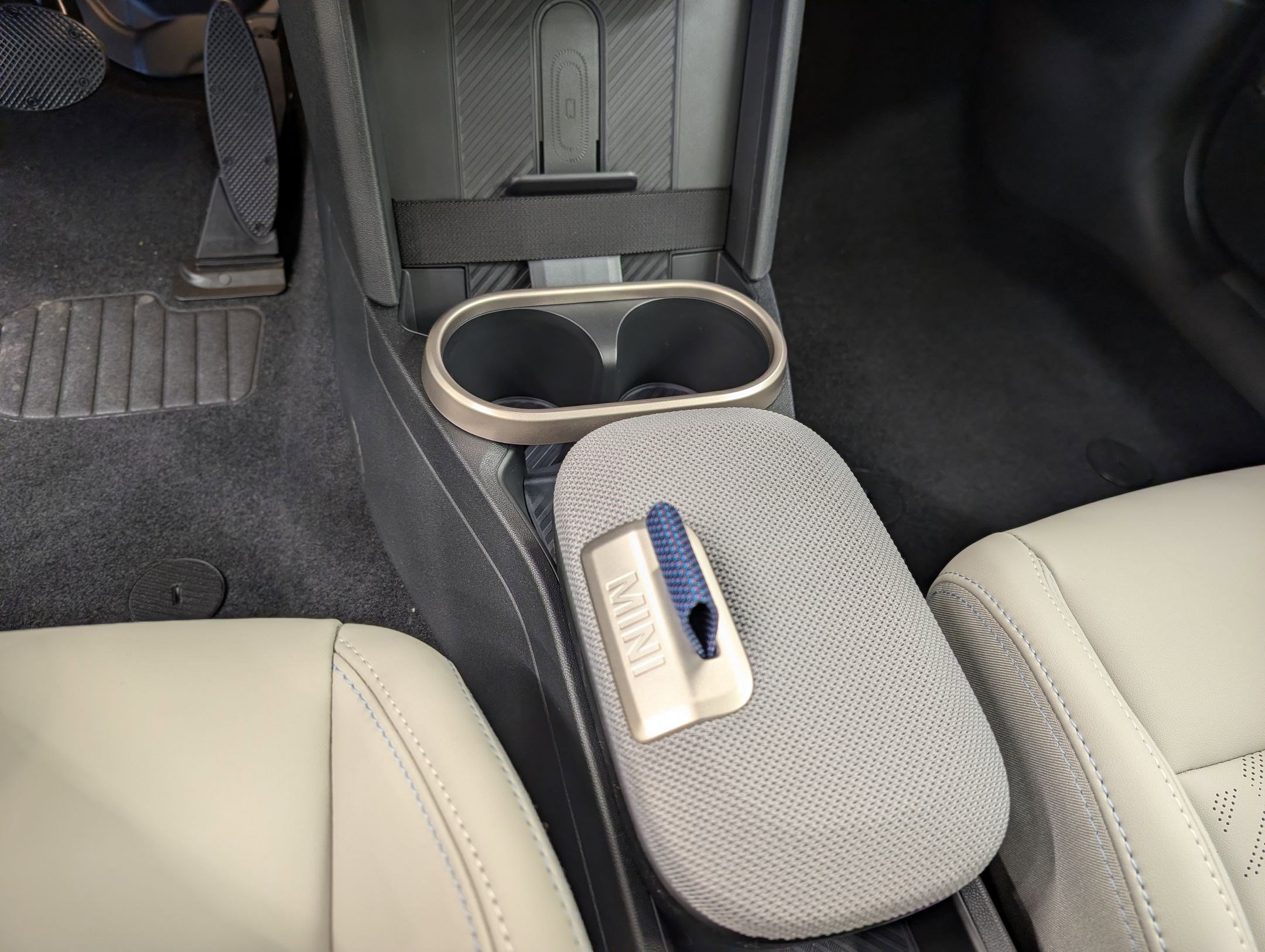 New 2026 MINI Cooper S image 24