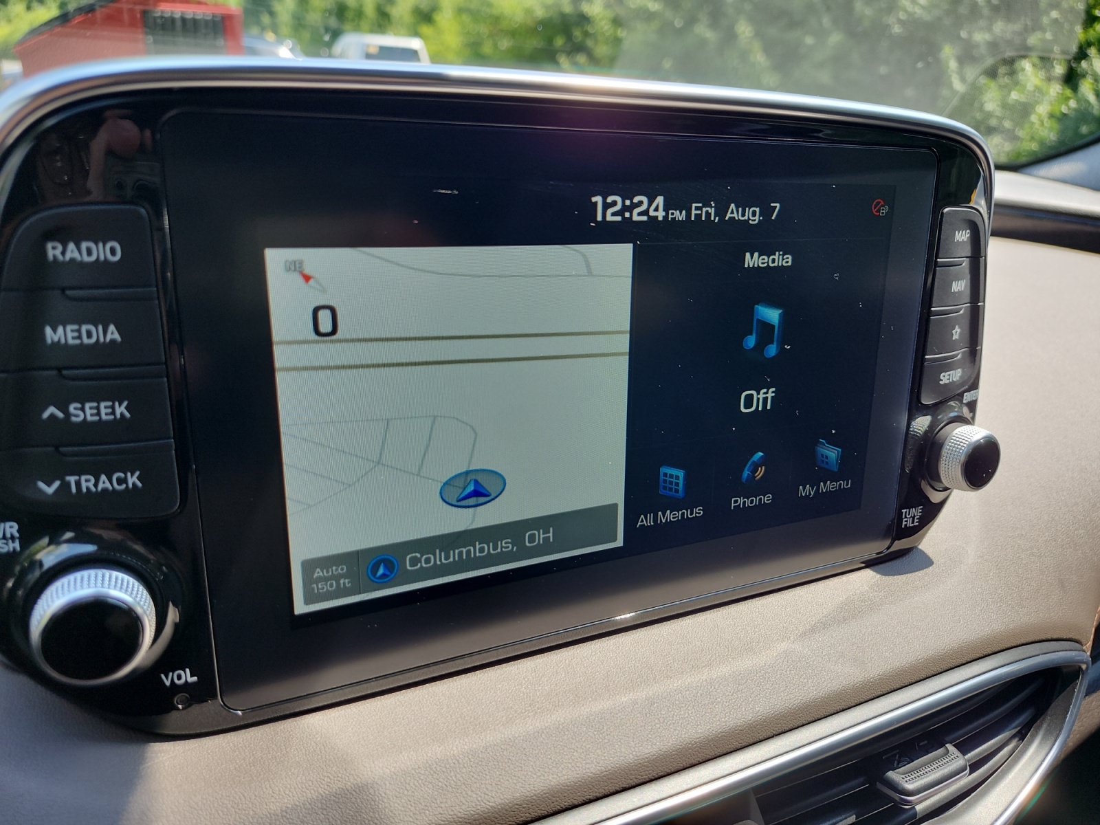 Used 2020 Hyundai Santa Fe Limited AWD/4WD image 20