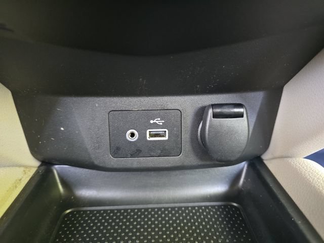 Used 2020 Nissan Rogue Sport SV FWD image 6