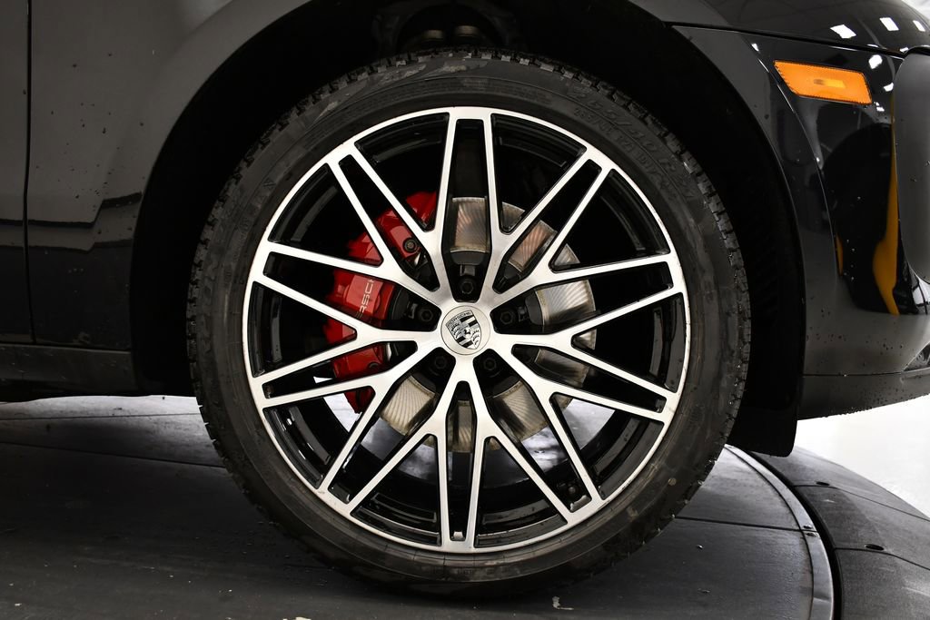 Used 2023 Porsche Macan S image 18