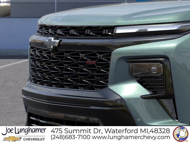 New 2027 Chevrolet Traverse RS w/ LPO, Floor Liner Package AWD/4WD image 13
