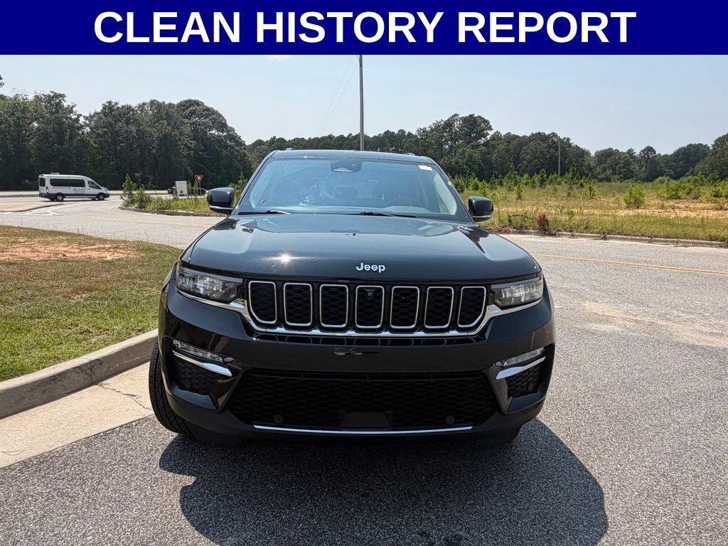 Used 2023 Jeep Grand Cherokee Limited w/ Luxury Tech Group II AWD/4WD image 7