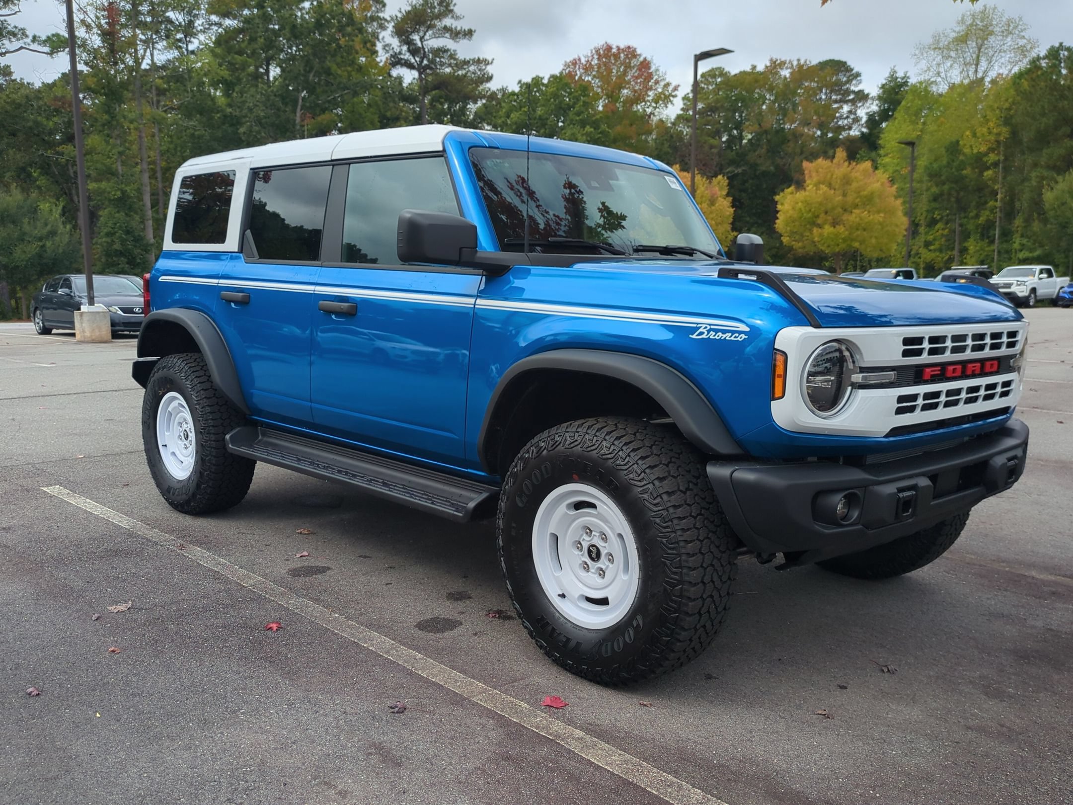 New 2026 Ford Bronco Heritage Edition AWD/4WD image 2