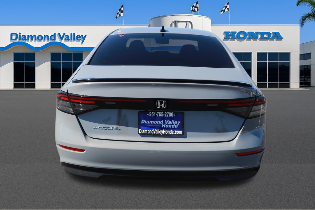 Certified 2025 Honda Accord SE image 5
