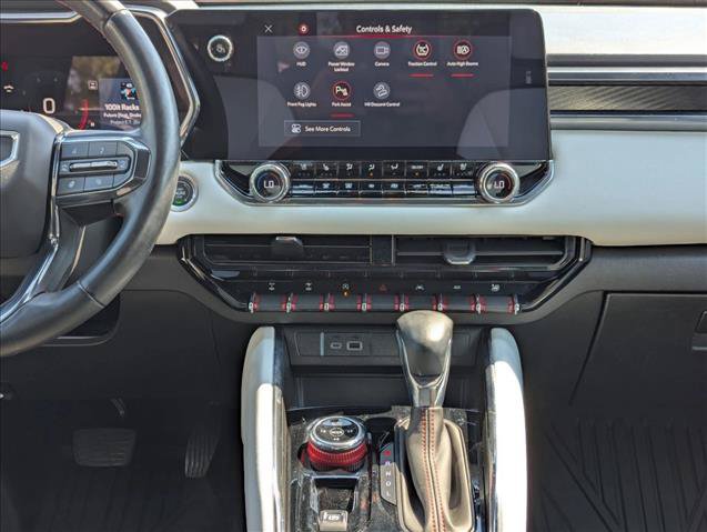 Used 2024 GMC Canyon AT4X AWD/4WD image 12