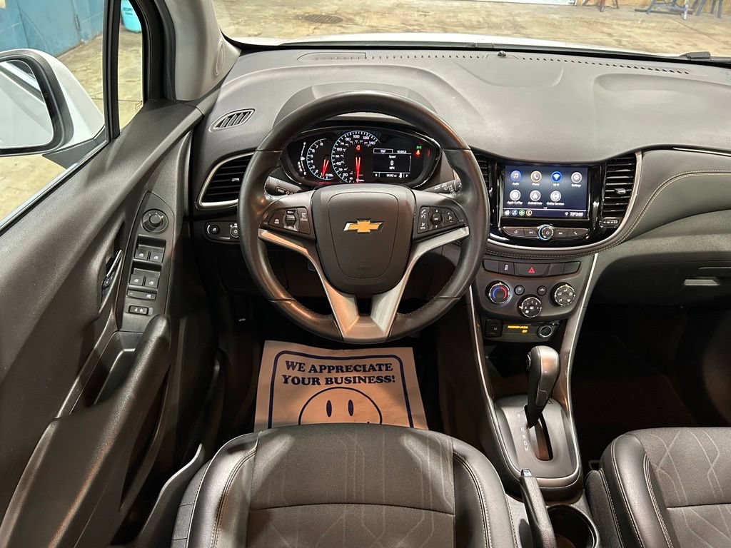 Used 2022 Chevrolet Trax LT w/ LT Convenience Package AWD/4WD image 26