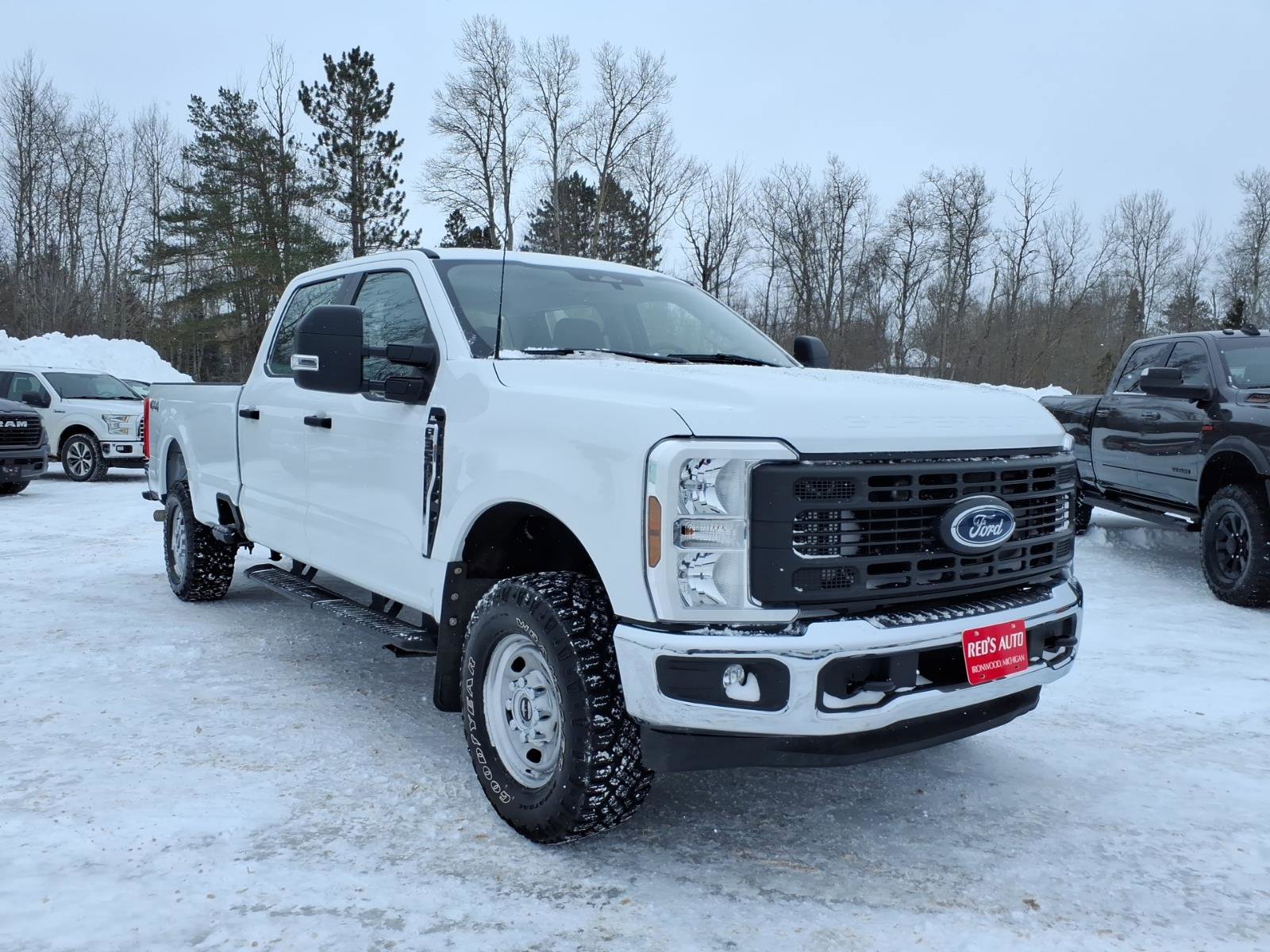 Used 2024 Ford F350 XL w/ XL Driver Assist Package AWD/4WD image 8