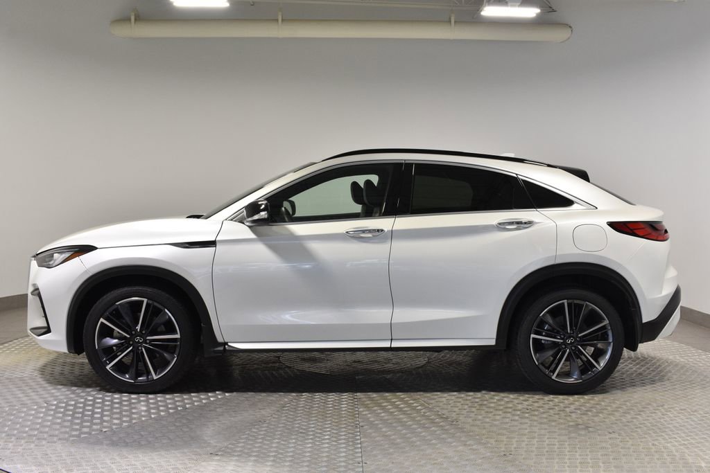Certified 2025 INFINITI QX55 Luxe w/ Cargo Package image 3