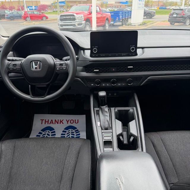 Used 2023 Honda Accord EX image 14
