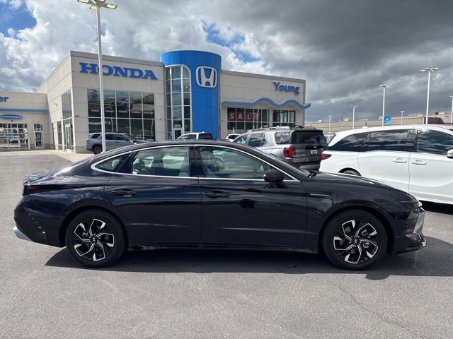 Used 2024 Hyundai Sonata SEL image 2