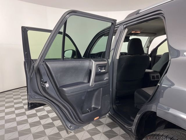 Used 2024 Toyota 4Runner SR5 RWD image 41