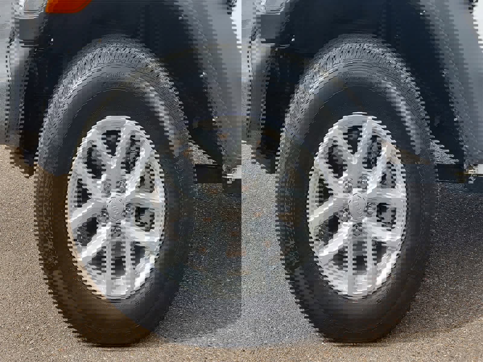 Used 2023 Jeep Wrangler Sport S image 9