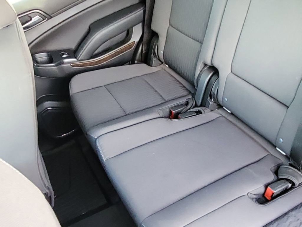 Used 2020 Chevrolet Tahoe LS w/ Enhanced Driver Alert Package image 30