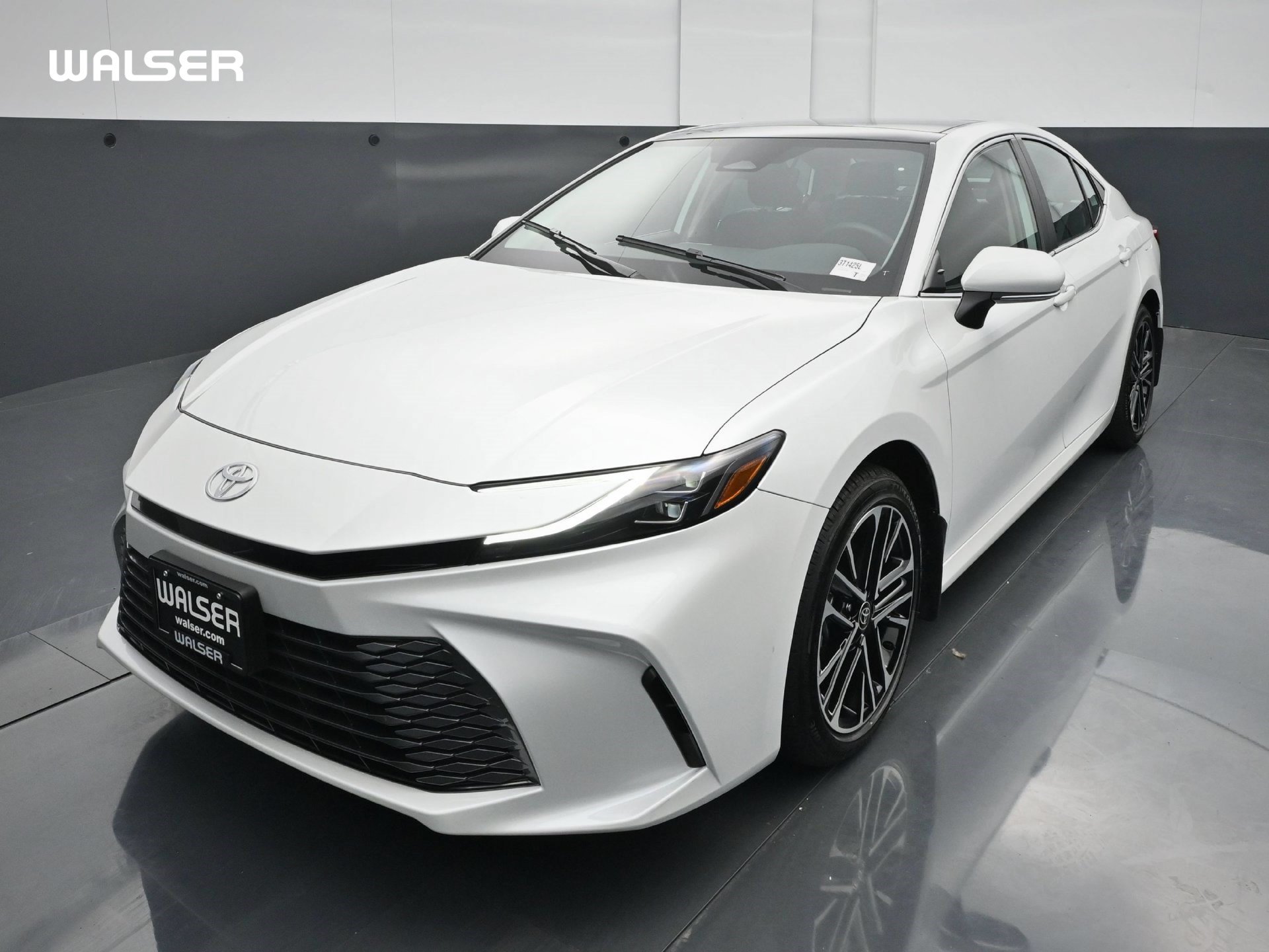 Used 2025 Toyota Camry XLE